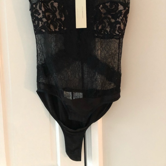 NWT Black lace BCBG Runway sexy bodysuit - Picture 5 of 7